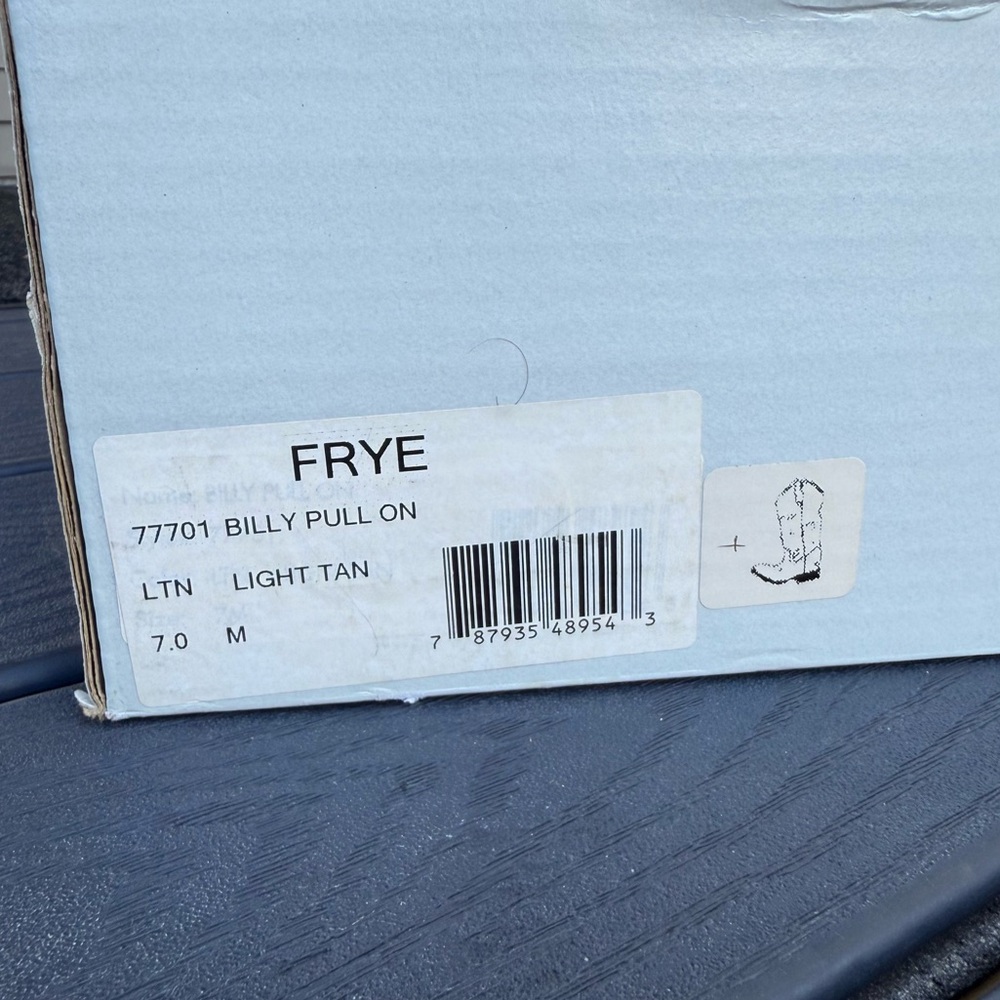 NWT Vintage Frye Billy Pull On Light Tan Cowgirl Boots size 7M - Picture 3 of 13